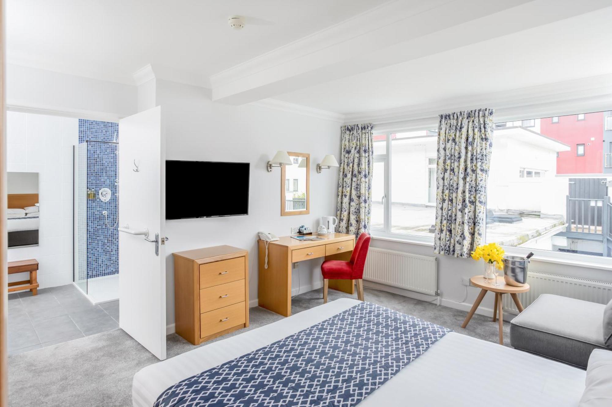 The Kilbirnie Hotel New Quay Exteriér fotografie